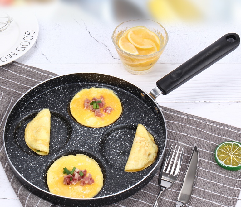 Nonstick Stuffed Pancake Pan Pancake Pan Egg Frying Pan,Pancake Griddle Pan,Non-Stick Fried Egg Pan 4 or 7 Holes Frying Pan Pancakes Maker With Handle Crepe Pan For Breakfast Eggs Kitchen Utensils frying pan