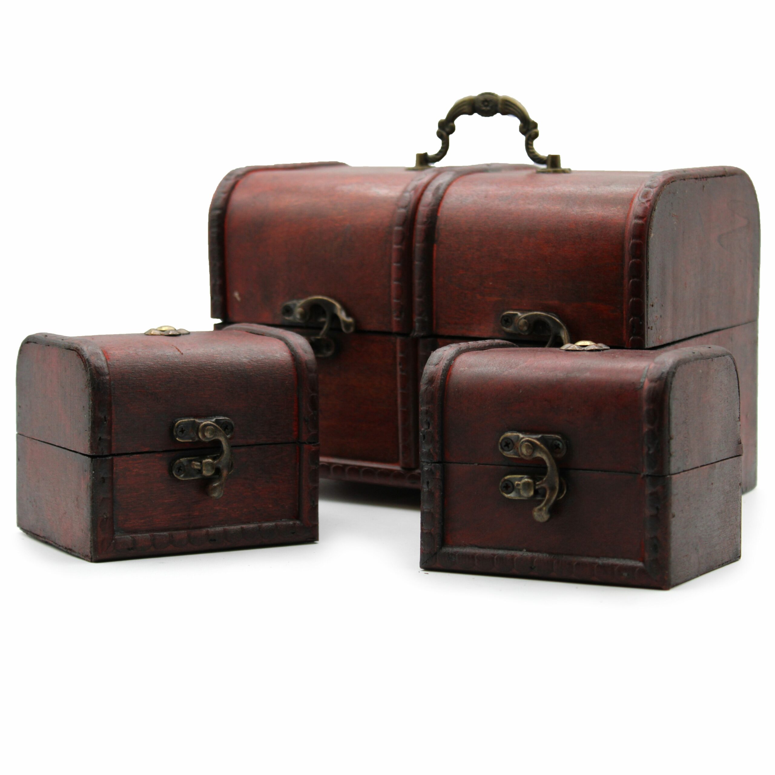 Aura Heritage Nesting Trunk Set of 3, vintage wood trunks with brass clasps