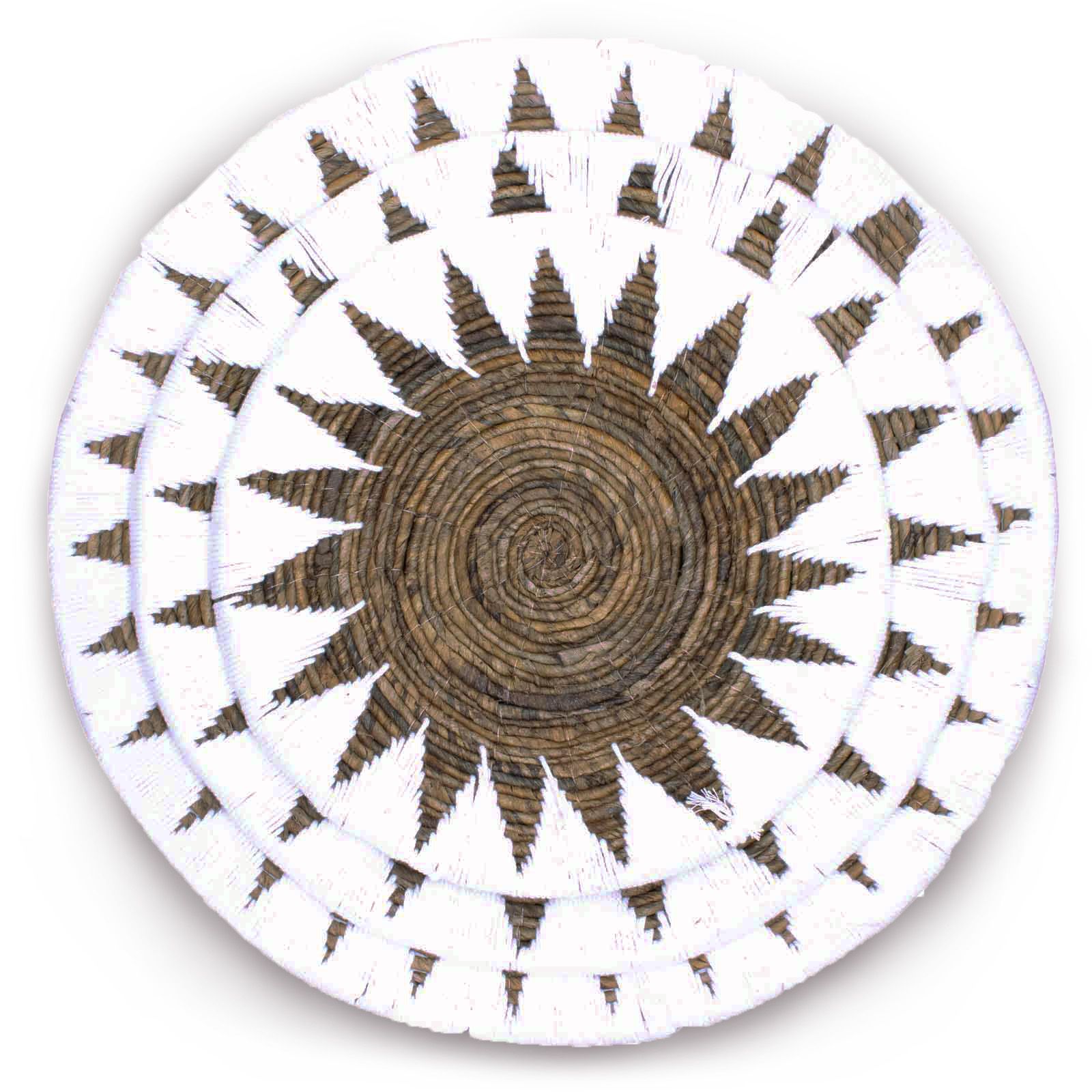 Orion Handcrafted Seagrass Sunburst Wall Art in cream